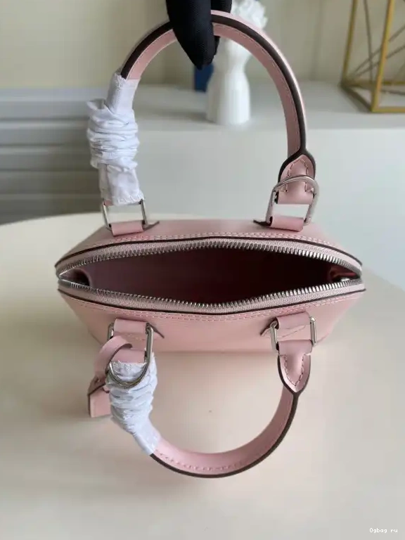 VUITTON LOUIS ALMA BB 0626